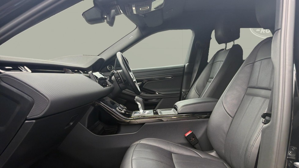 Land Rover Range Rover Evoque 2.0 D200 Evoque Edition 5dr Auto Diesel Hatchback - Image 3