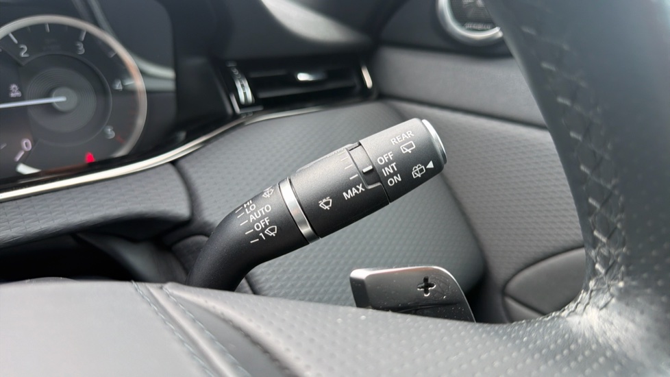 Land Rover Range Rover Evoque 2.0 D200 Evoque Edition 5dr Auto Diesel Hatchback - Image 31