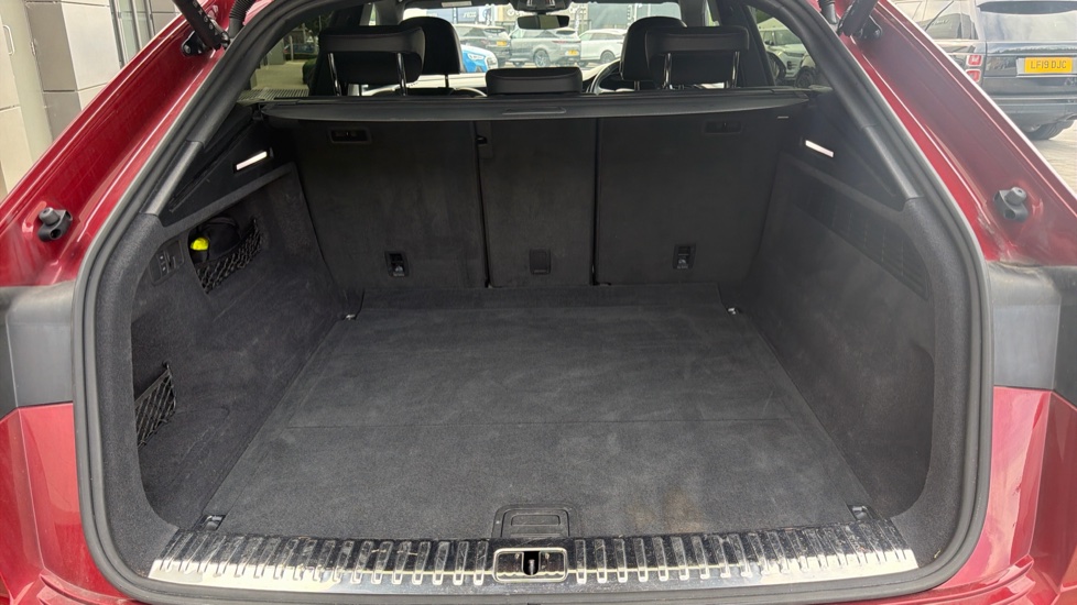 Audi Q8 50 TDI Quattro Black Edition 5dr Tiptronic Diesel Estate - Image 10