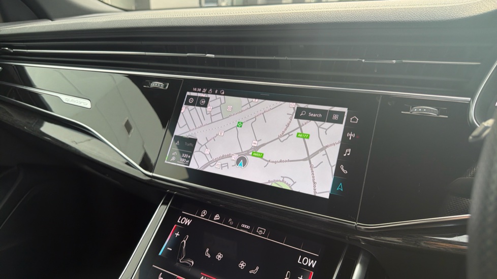 Audi Q8 50 TDI Quattro Black Edition 5dr Tiptronic Diesel Estate - Image 12