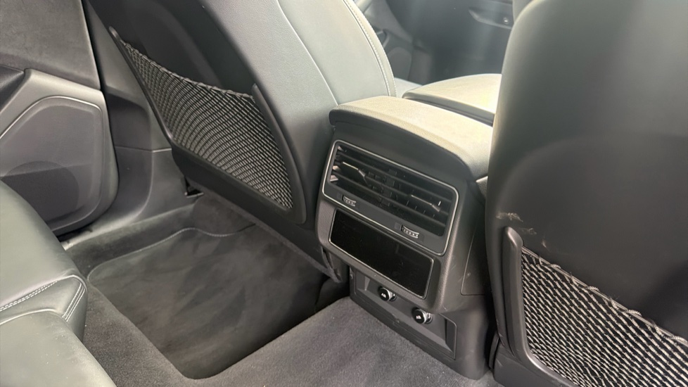 Audi Q8 50 TDI Quattro Black Edition 5dr Tiptronic Diesel Estate - Image 18