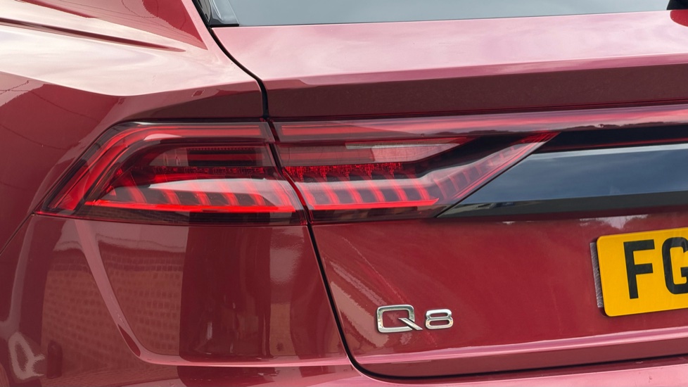 Audi Q8 50 TDI Quattro Black Edition 5dr Tiptronic Diesel Estate - Image 19