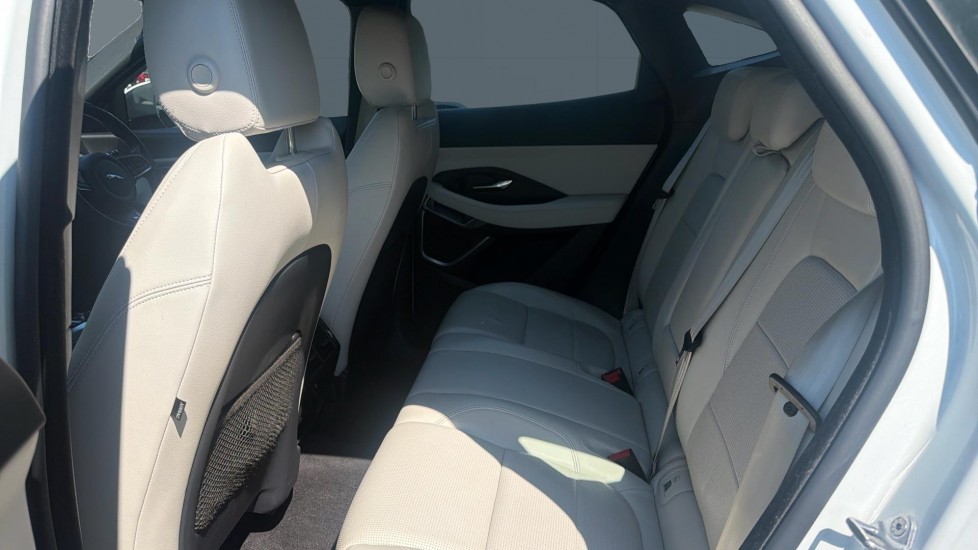 Jaguar E-Pace 2.0d [180] R-Dynamic SE 5dr Auto Diesel Estate - Image 4