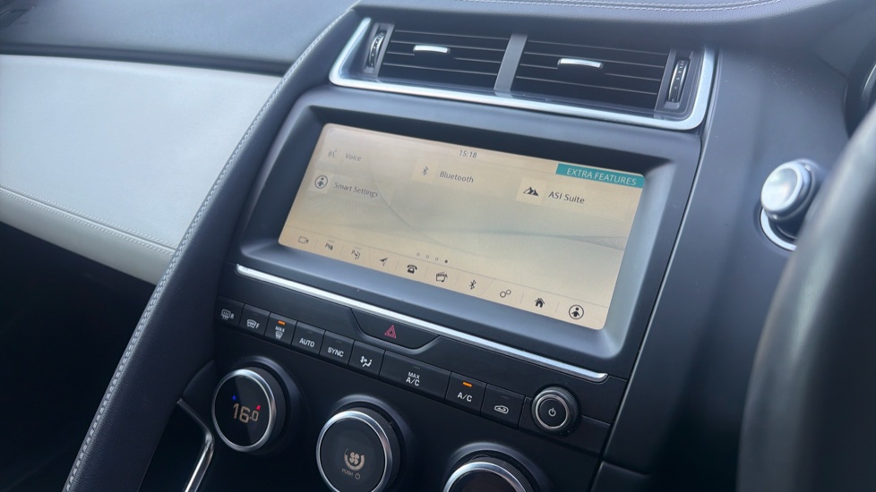 Jaguar E-Pace 2.0d [180] R-Dynamic SE 5dr Auto Diesel Estate - Image 28