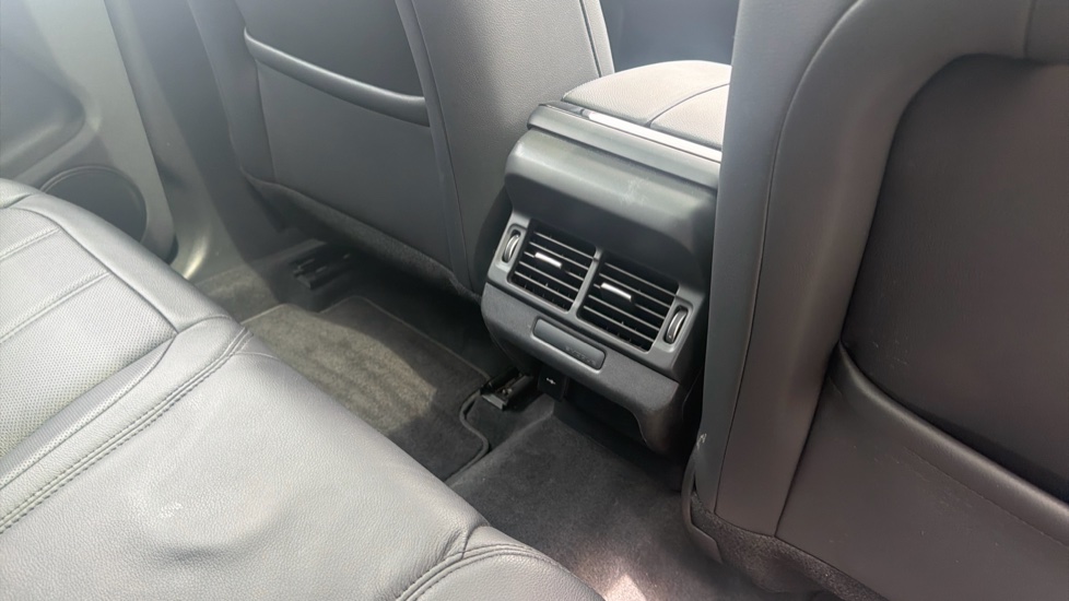 Land Rover Range Rover Evoque 2.0 P250 R-Dynamic S 5dr Auto Petrol Hatchback - Image 18