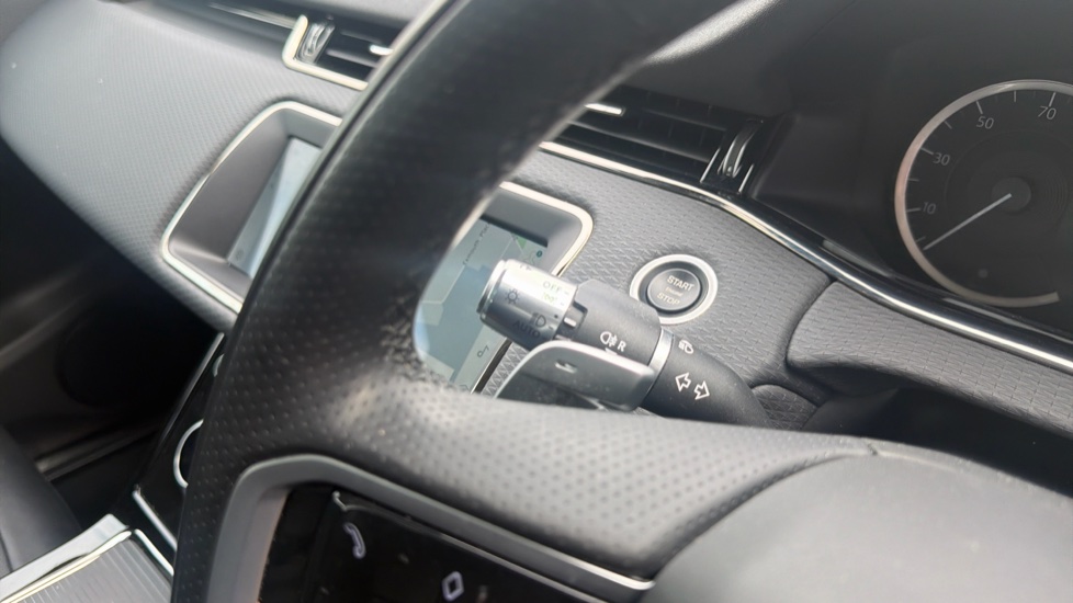 Land Rover Range Rover Evoque 2.0 P250 R-Dynamic S 5dr Auto Petrol Hatchback - Image 30