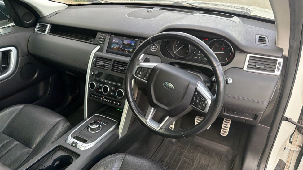 Land Rover Discovery Sport 2.0 TD4 180 HSE 5dr Auto Diesel Station Wagon - Image 40