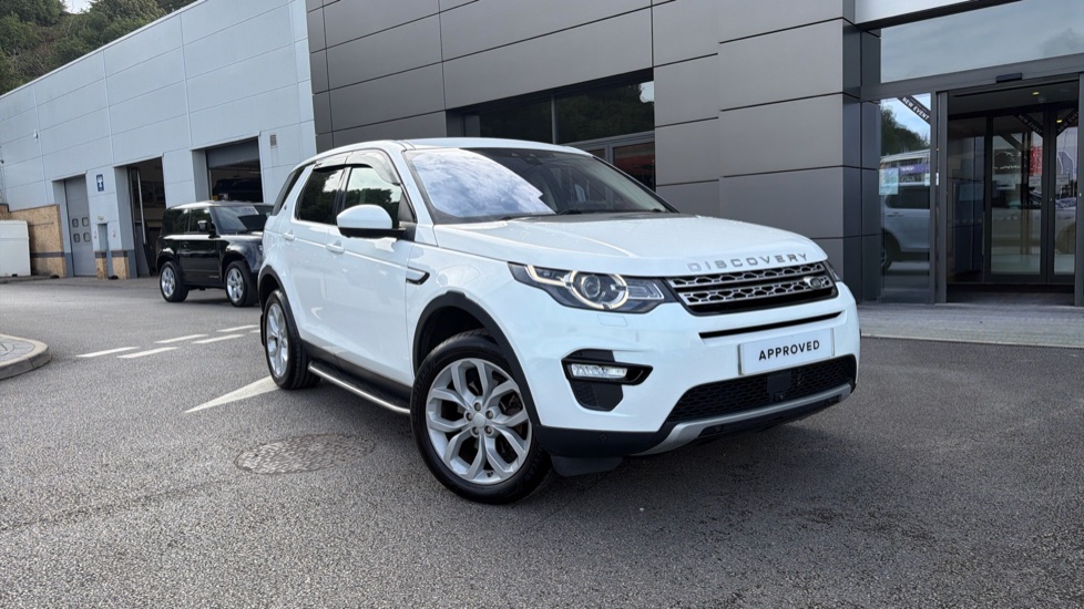 Land Rover Discovery Sport 2.0 TD4 180 HSE 5dr Auto Diesel Station Wagon - Image 44