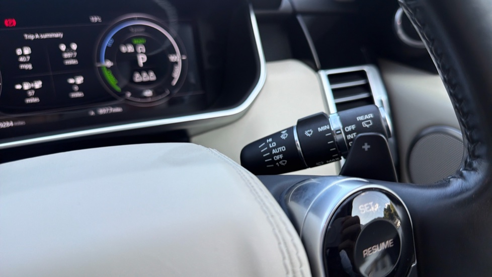Land Rover Range Rover 2.0 P400e Vogue SE 4dr Auto Estate - Image 34
