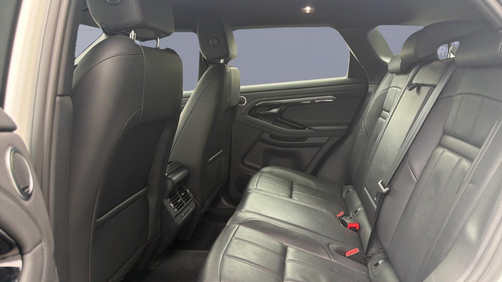 Land Rover Range Rover Evoque 1.5 P300e R-Dynamic SE 5dr Auto Hatchback - Image 4