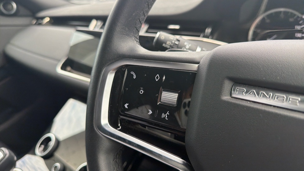 Land Rover Range Rover Evoque 1.5 P300e R-Dynamic SE 5dr Auto Hatchback - Image 20