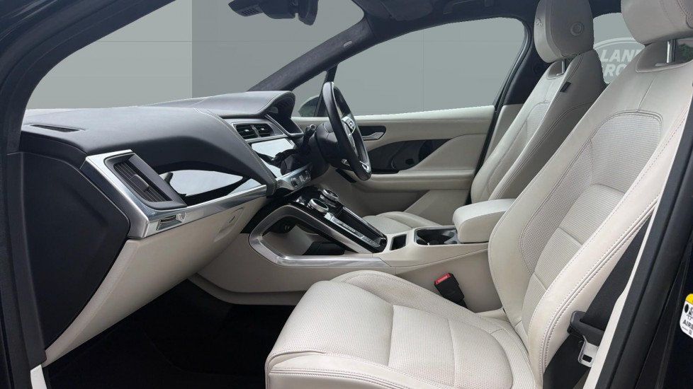 Jaguar I-Pace 294kW EV400 HSE Black 90kWh 5dr Auto 11kW Charger Electric Estate - Image 3