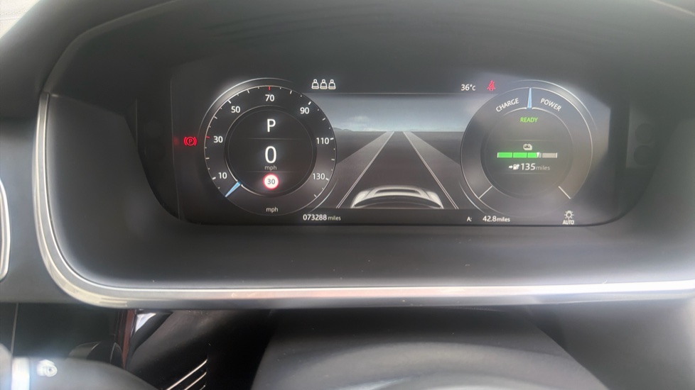Jaguar I-Pace 294kW EV400 HSE Black 90kWh 5dr Auto 11kW Charger Electric Estate - Image 16