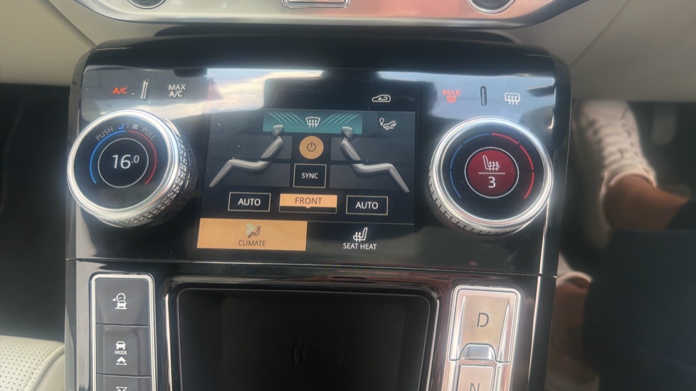Jaguar I-Pace 294kW EV400 HSE Black 90kWh 5dr Auto 11kW Charger Electric Estate - Image 31