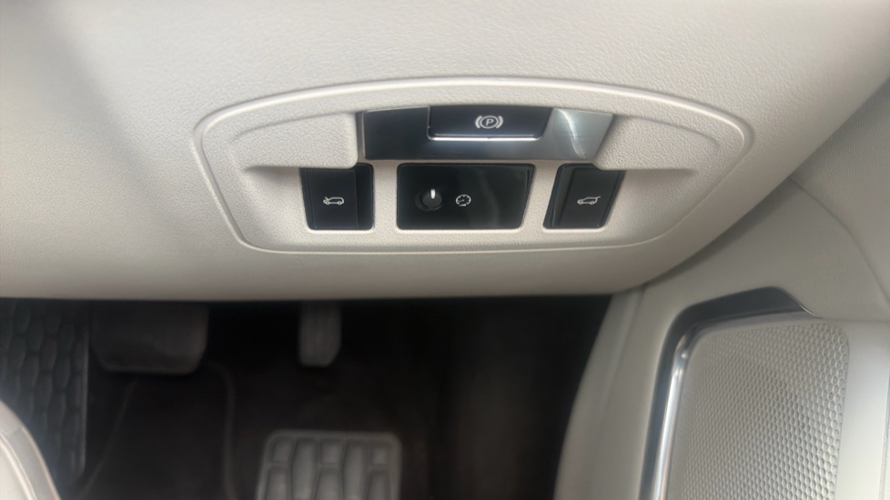 Jaguar I-Pace 294kW EV400 HSE Black 90kWh 5dr Auto 11kW Charger Electric Estate - Image 36