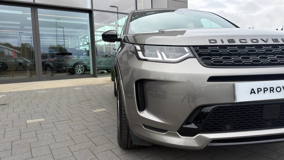 Land Rover Discovery Sport 2.0 D165 Urban Edition 5dr Auto [5 Seat] Diesel Station Wagon - Image 22