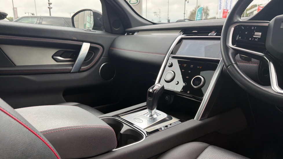 Land Rover Discovery Sport 2.0 D165 Urban Edition 5dr Auto [5 Seat] Diesel Station Wagon - Image 35