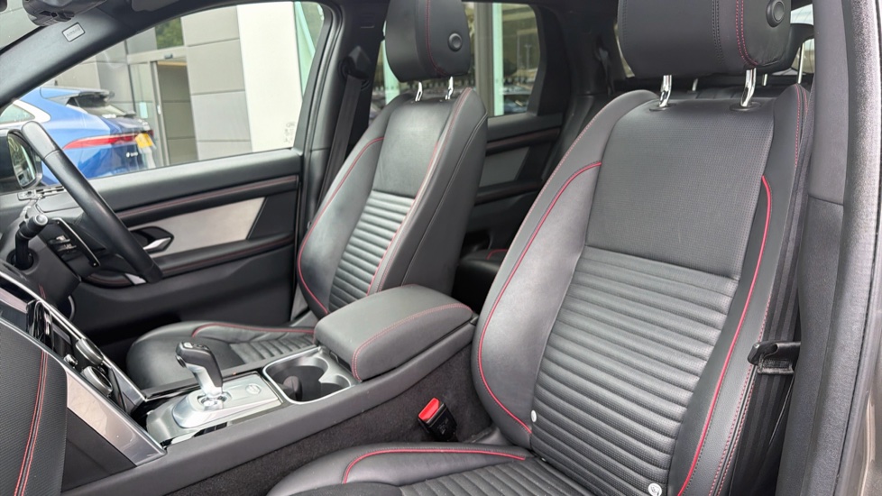 Land Rover Discovery Sport 2.0 D165 Urban Edition 5dr Auto [5 Seat] Diesel Station Wagon - Image 41