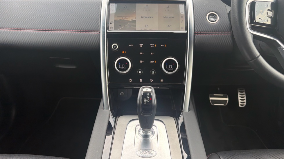 Land Rover Discovery Sport 1.5 P300e Urban Edition 5dr Auto [5 Seat] Station Wagon - Image 14