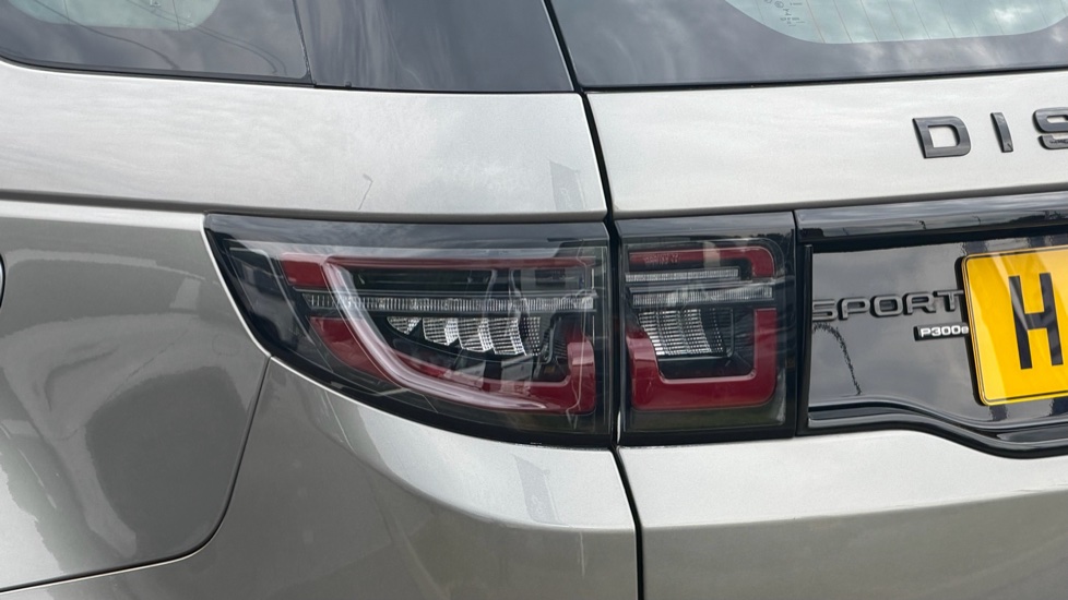 Land Rover Discovery Sport 1.5 P300e Urban Edition 5dr Auto [5 Seat] Station Wagon - Image 19