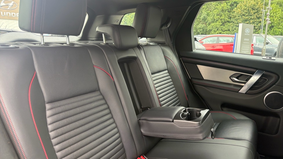 Land Rover Discovery Sport 1.5 P300e Urban Edition 5dr Auto [5 Seat] Station Wagon - Image 20