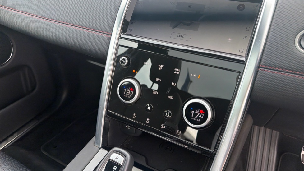 Land Rover Discovery Sport 1.5 P300e Urban Edition 5dr Auto [5 Seat] Station Wagon - Image 36
