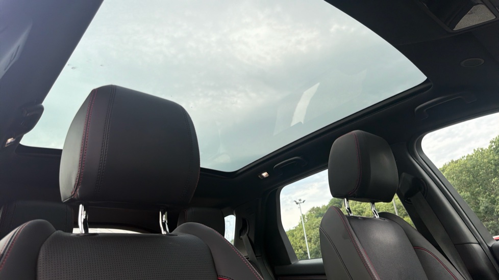 Land Rover Discovery Sport 1.5 P300e Urban Edition 5dr Auto [5 Seat] Station Wagon - Image 38
