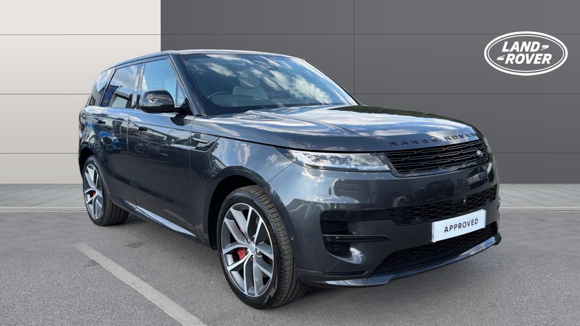 Land Rover Range Rover Sport listing photo
