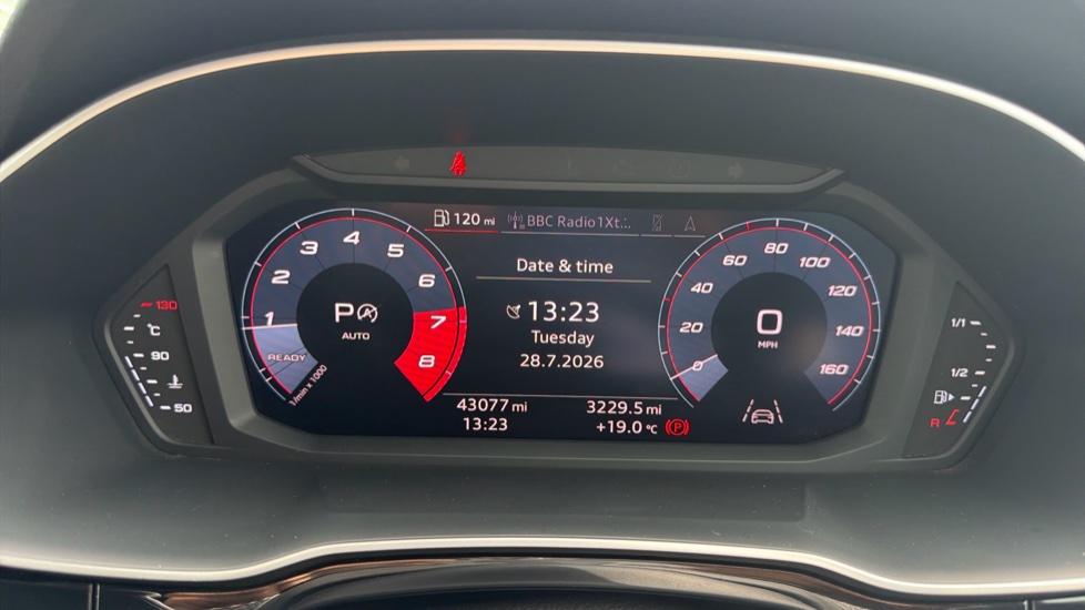 Audi Q3 45 TFSI Quattro S Line 5dr S Tronic Petrol Estate - Image 16