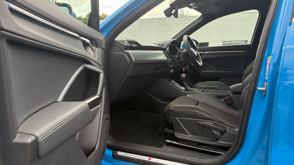 Audi Q3 45 TFSI Quattro S Line 5dr S Tronic Petrol Estate - Image 40