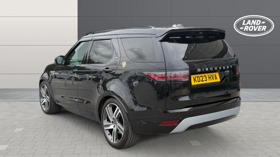 Land Rover Discovery 3.0 D300 Metropolitan Edition 5dr Auto Diesel Station Wagon - Image 2