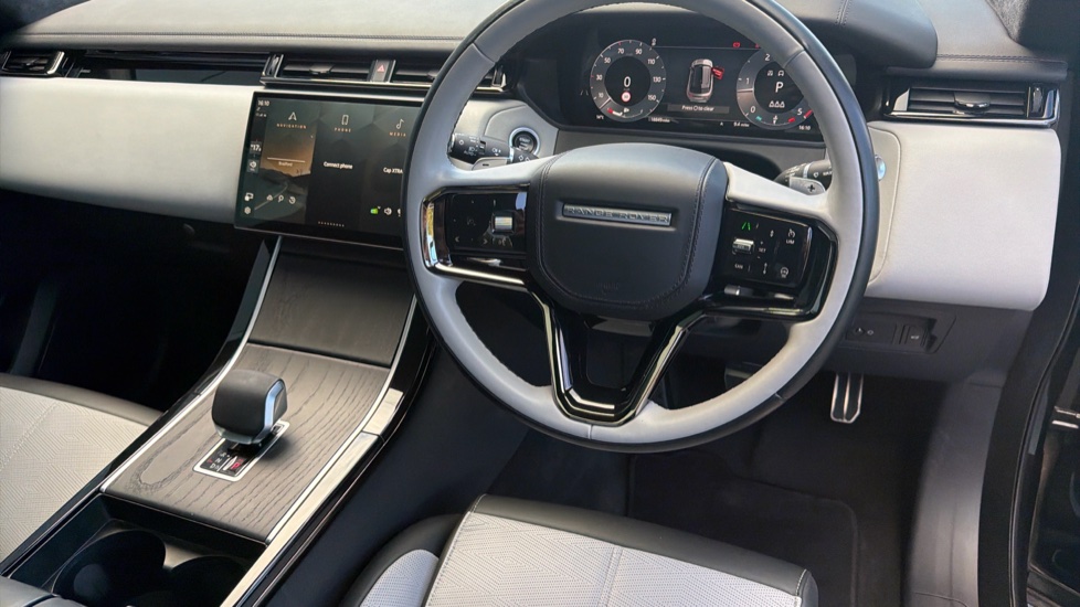 Land Rover Range Rover Velar 2.0 D200 MHEV Autobiography 5dr Auto [Revised] Diesel Estate - Image 22
