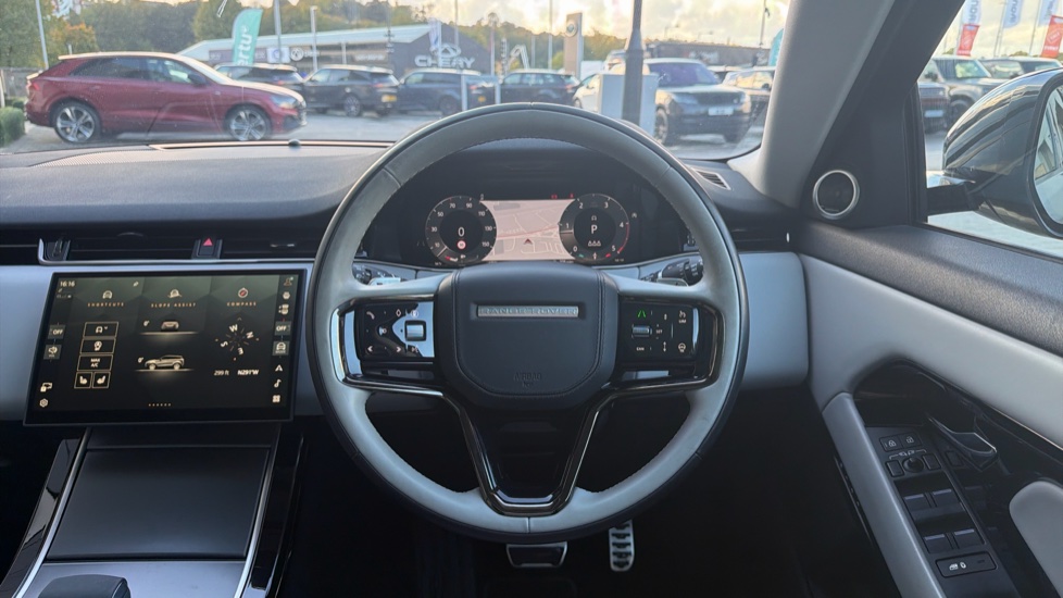 Land Rover Range Rover Evoque 2.0 D200 Dynamic HSE 5dr Auto Diesel Hatchback - Image 15