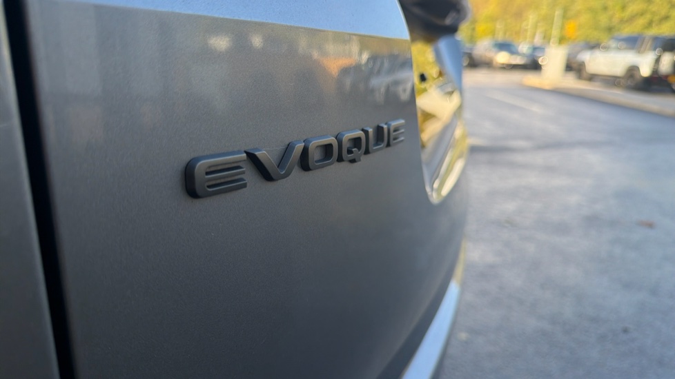 Land Rover Range Rover Evoque 2.0 D200 Dynamic HSE 5dr Auto Diesel Hatchback - Image 20