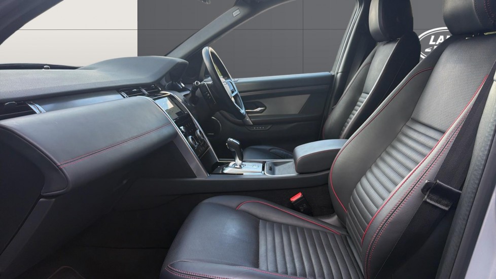 Land Rover Discovery Sport 1.5 P300e R-Dynamic HSE 5dr Auto [5 Seat] Station Wagon - Image 3
