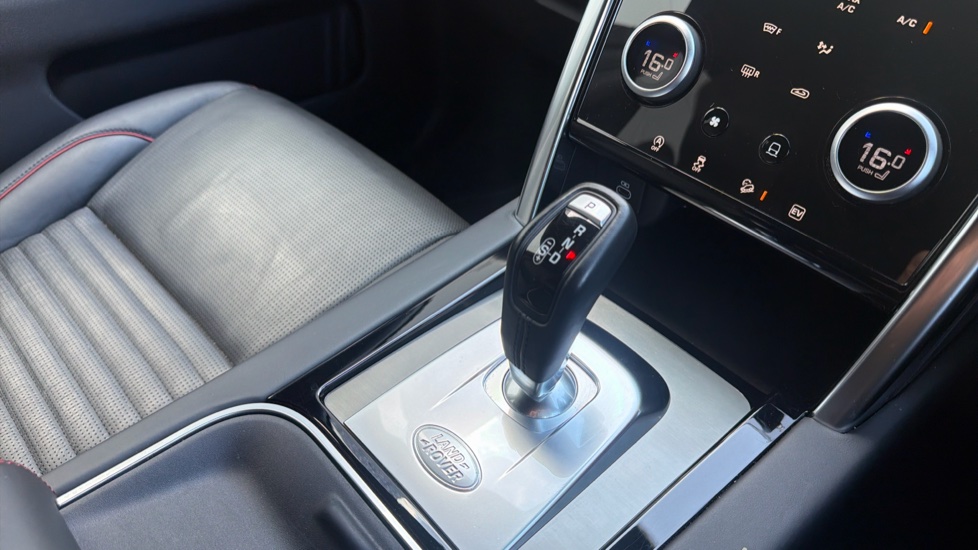 Land Rover Discovery Sport 1.5 P300e R-Dynamic HSE 5dr Auto [5 Seat] Station Wagon - Image 13