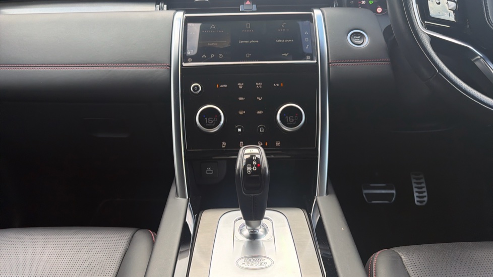 Land Rover Discovery Sport 1.5 P300e R-Dynamic HSE 5dr Auto [5 Seat] Station Wagon - Image 14