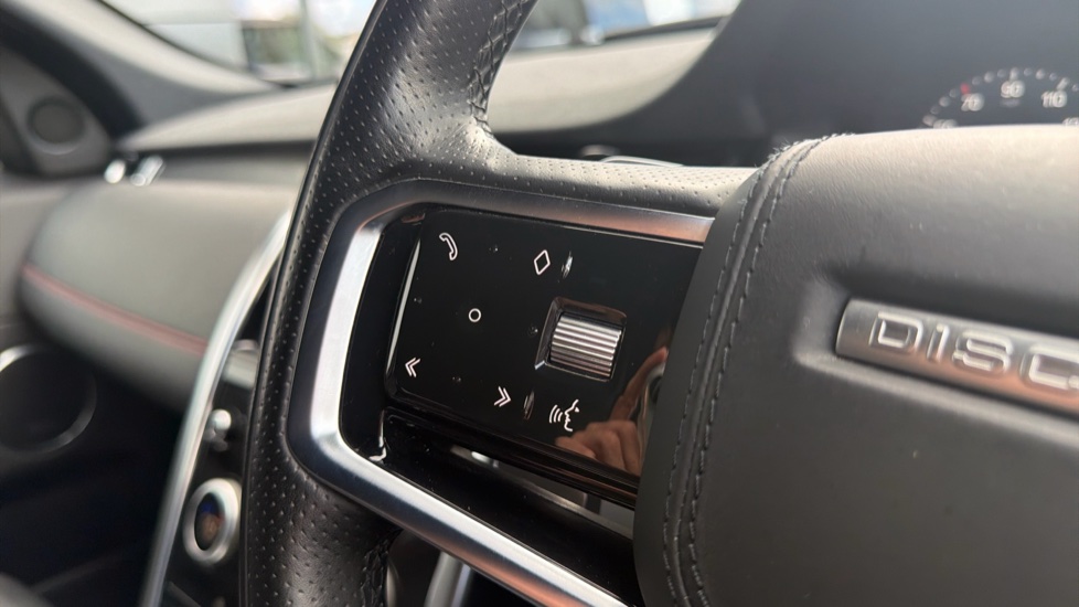 Land Rover Discovery Sport 1.5 P300e R-Dynamic HSE 5dr Auto [5 Seat] Station Wagon - Image 20