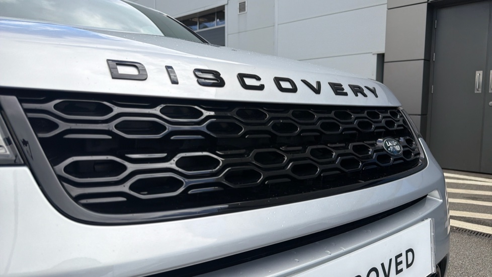 Land Rover Discovery Sport 1.5 P300e R-Dynamic HSE 5dr Auto [5 Seat] Station Wagon - Image 36