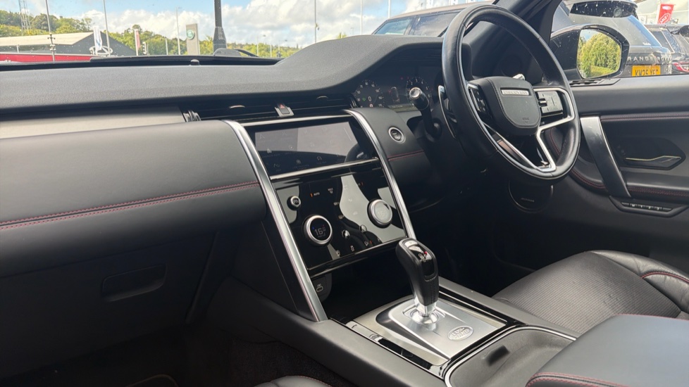 Land Rover Discovery Sport 1.5 P300e R-Dynamic HSE 5dr Auto [5 Seat] Station Wagon - Image 41