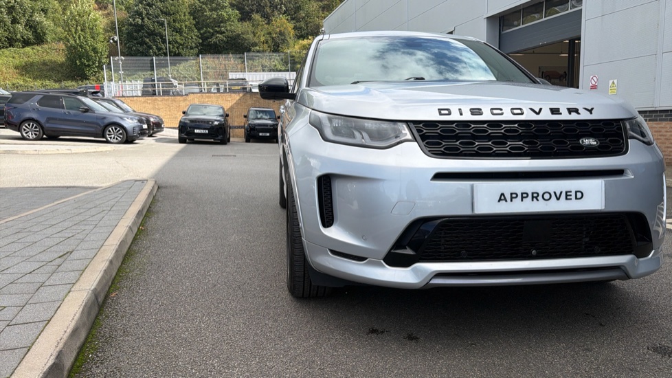 Land Rover Discovery Sport 1.5 P300e R-Dynamic HSE 5dr Auto [5 Seat] Station Wagon - Image 43