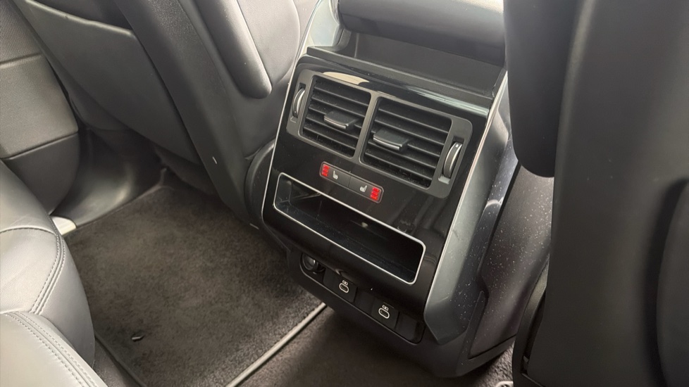 Land Rover Range Rover Sport 2.0 P400e HSE Dynamic Black 5dr Auto Estate - Image 20