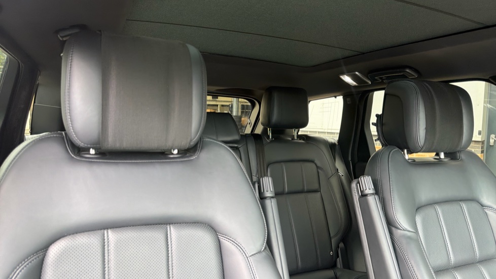 Land Rover Range Rover Sport 2.0 P400e HSE Dynamic Black 5dr Auto Estate - Image 36