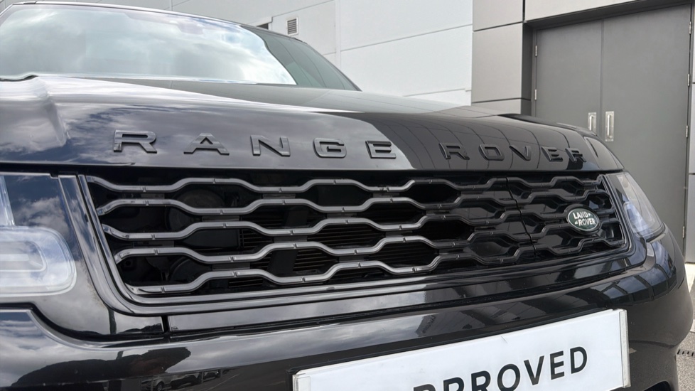 Land Rover Range Rover Sport 2.0 P400e HSE Dynamic Black 5dr Auto Estate - Image 40
