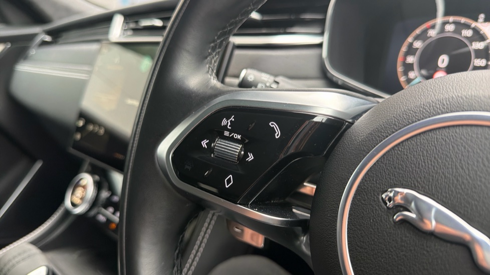 Jaguar F-Pace 2.0 D200 R-Dynamic HSE Black 5dr Auto AWD Diesel Estate - Image 21
