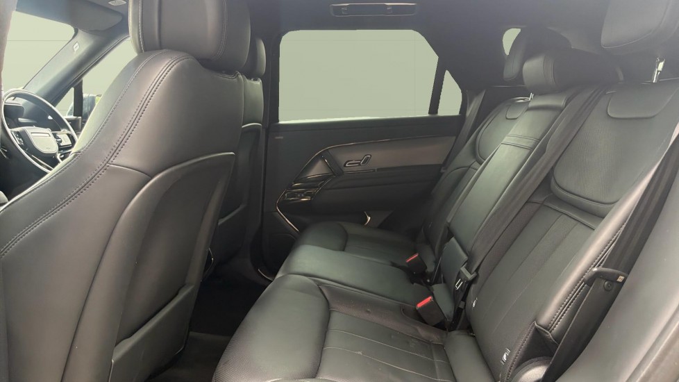 Land Rover Range Rover Sport 3.0 P440e Dynamic SE 5dr Auto Estate - Image 4