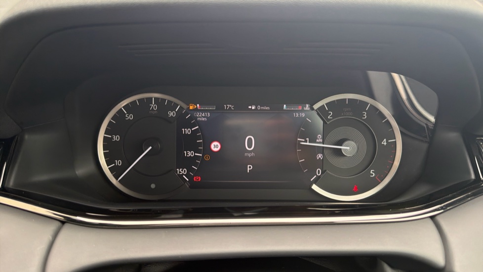 Land Rover Range Rover Evoque 2.0 D200 R-Dynamic HSE 5dr Auto Diesel Hatchback - Image 16