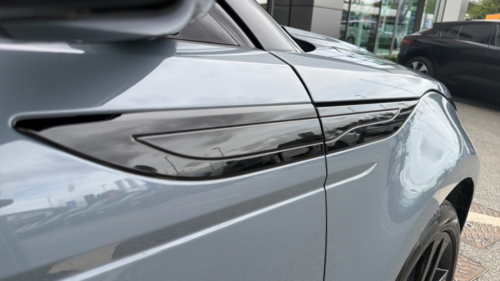 Land Rover Range Rover Evoque 2.0 D200 R-Dynamic HSE 5dr Auto Diesel Hatchback - Image 20