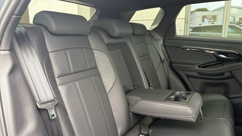 Land Rover Range Rover Evoque 2.0 D200 R-Dynamic HSE 5dr Auto Diesel Hatchback - Image 26