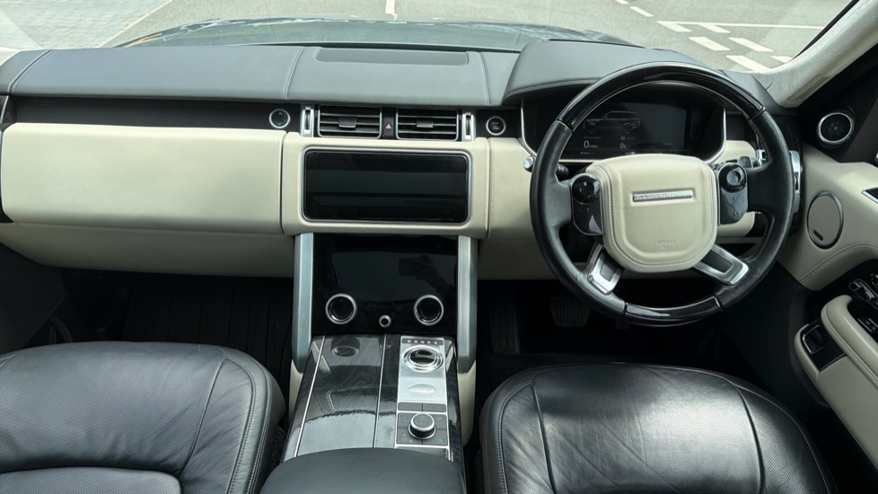 Land Rover Range Rover 2.0 P400e Autobiography 4dr Auto Estate - Image 9